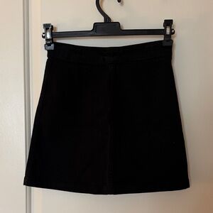 Aritzia Wilfred Free Black A-Line Mini Skirt